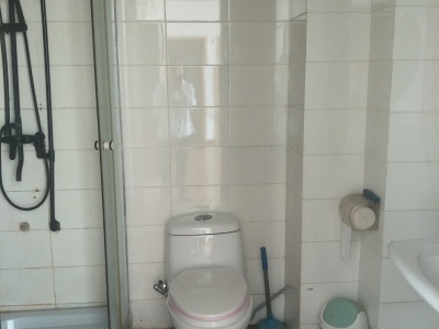 2室2廳1陽臺(tái) 藍(lán)山數(shù)碼