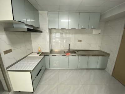 1室1廳1陽臺(tái) 海倫堡中央廣場(chǎng)