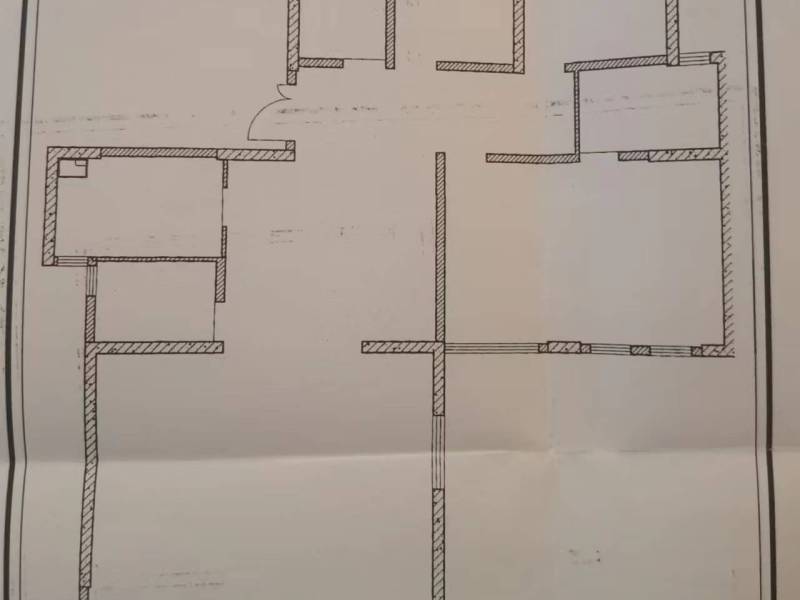 5室3廳2陽臺 中央麗城戶型圖