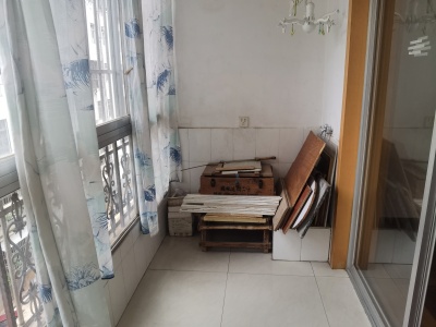 3室2廳1陽(yáng)臺(tái) 麻線營(yíng)1號(hào)