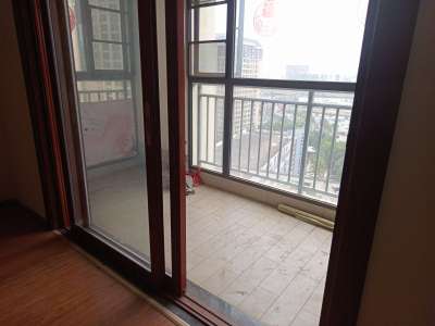 4室2廳1陽臺 拓東大城二期