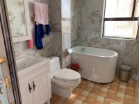 3室2廳2陽臺 瑞鼎城一期衛(wèi)生間