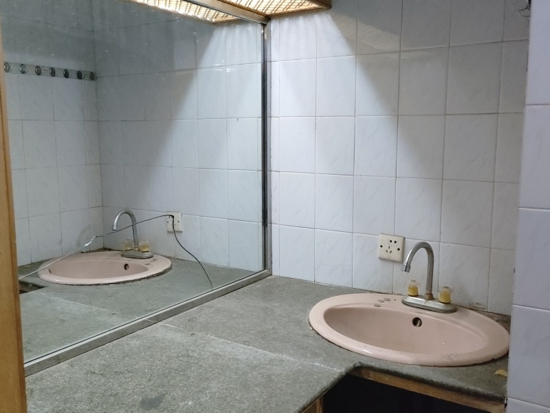 2室1廳 南疆花園衛(wèi)生間