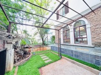 4室2廳3陽臺 滇池衛(wèi)城微風(fēng)島別墅客廳