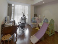 6室2廳2陽(yáng)臺(tái) 云南映象花好月圓一期別墅臥室