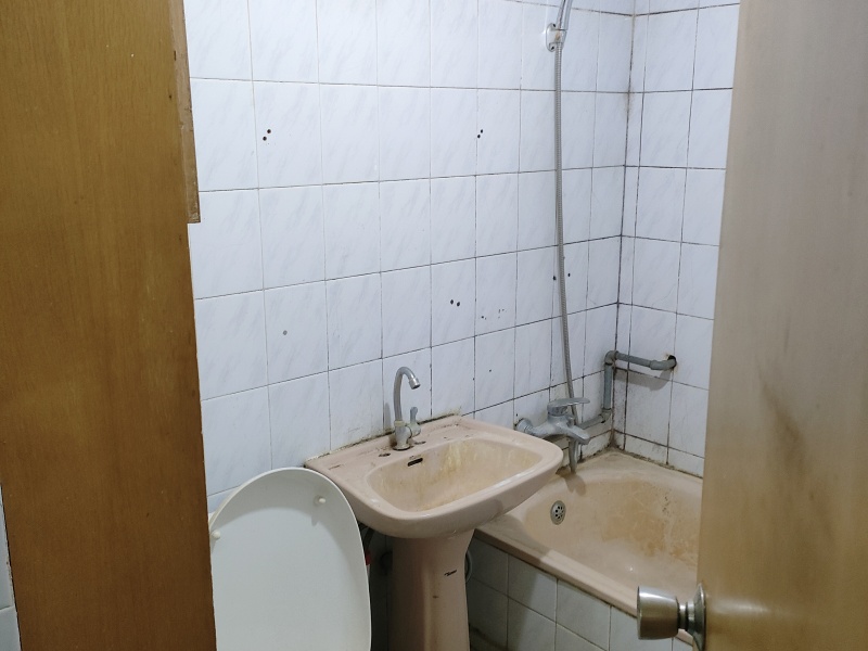 2室1廳 南疆花園衛(wèi)生間