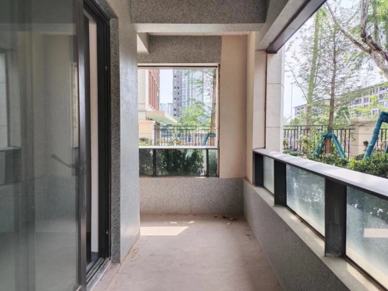 5室2廳1陽臺 昆明融創(chuàng)文旅城山語海南區(qū)其他