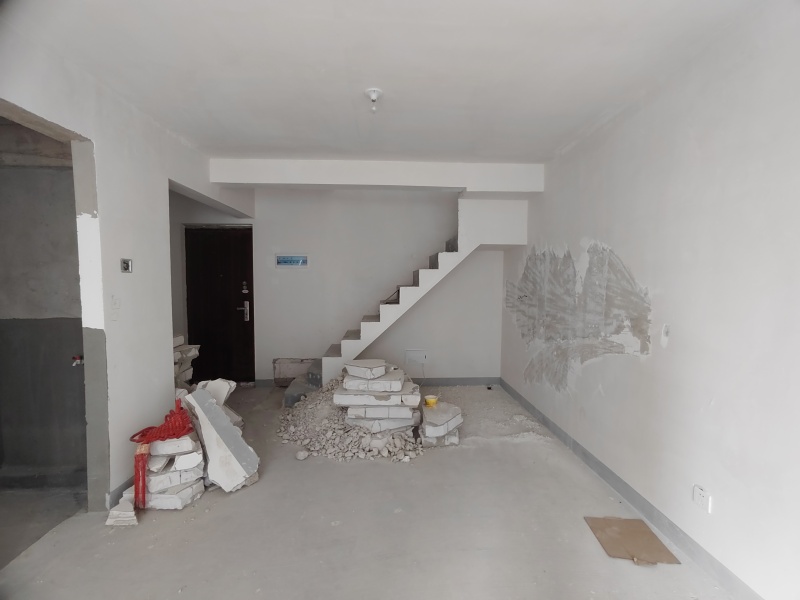 4室2廳2陽臺 恒大城A1地塊餐廳