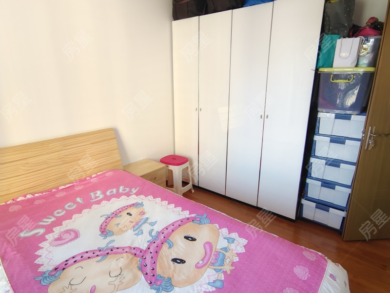 3室2廳 匯都國(guó)際二期臥室