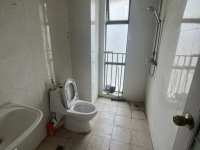 4室2廳2陽臺 云南映象C區(qū)衛(wèi)生間