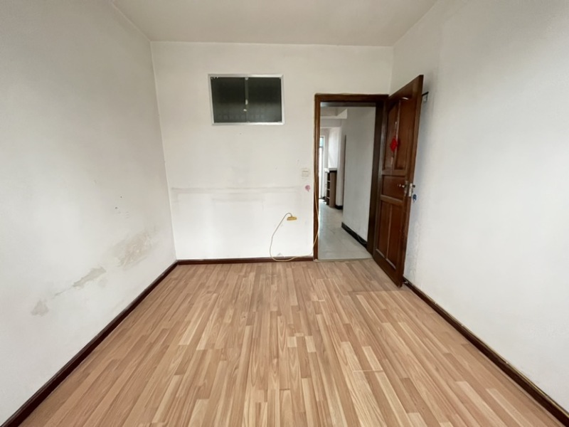 2室2廳1陽臺 新迎小區(qū)臥室