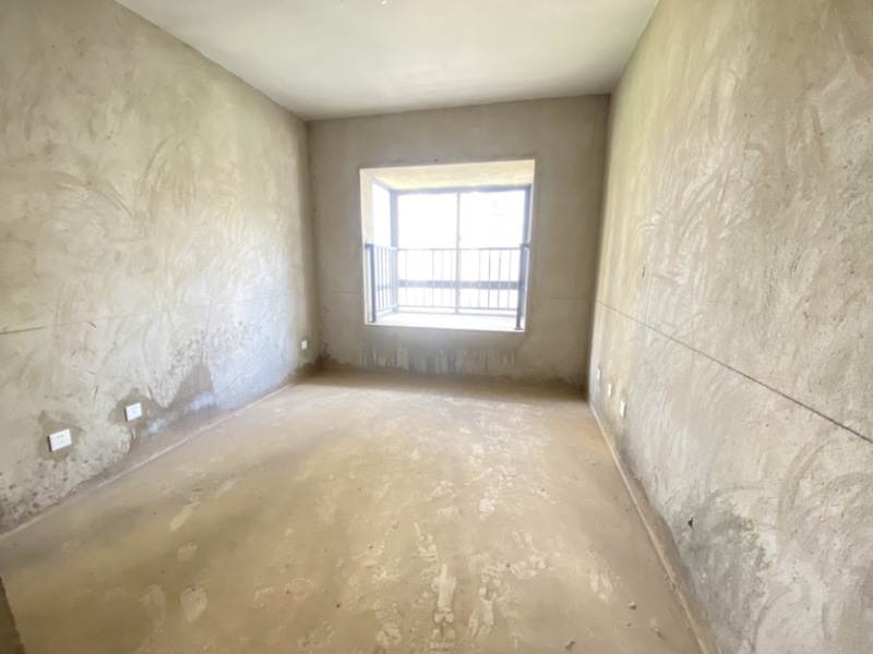 3室2廳2陽臺 融城昆明湖七里香臥室