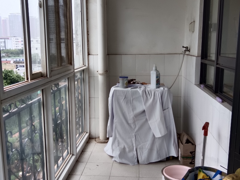 3室2廳2陽臺 西秀園陽臺