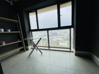 3室2廳1陽(yáng)臺(tái) 人民路壹號(hào)廣場(chǎng)(壹號(hào)歡樂(lè)城)陽(yáng)臺(tái)