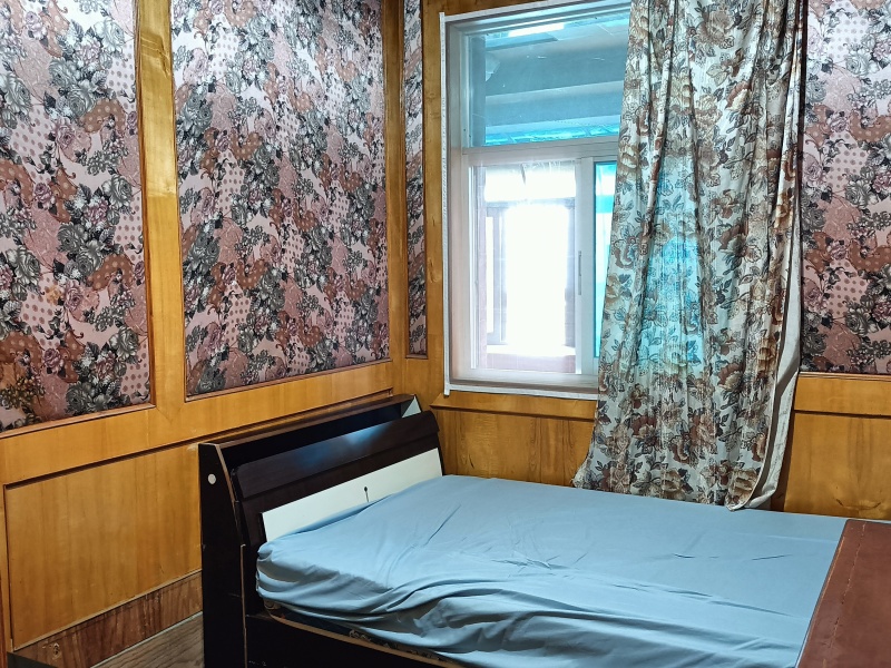 4室2廳1陽臺(tái) 國(guó)防路37號(hào)（軍產(chǎn)房）臥室