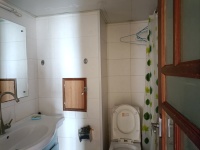 3室2廳2陽臺 百大國際花園衛(wèi)生間