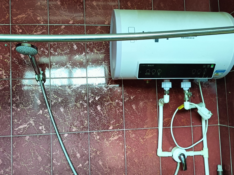 4室2廳1陽臺(tái) 國(guó)防路37號(hào)（軍產(chǎn)房）衛(wèi)生間