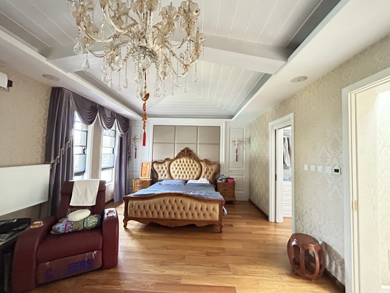 5室3廳2陽臺 昆明恒大云璽別墅臥室