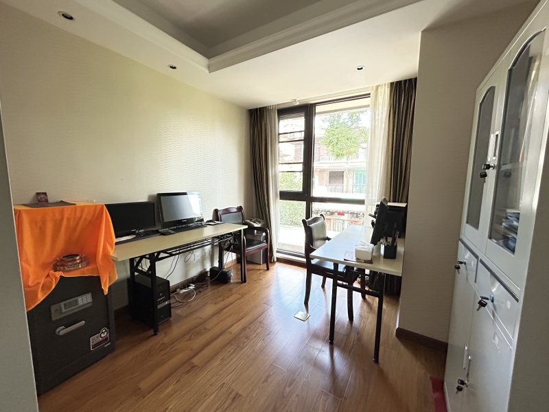 5室3廳2陽臺 昆明恒大云璽別墅臥室