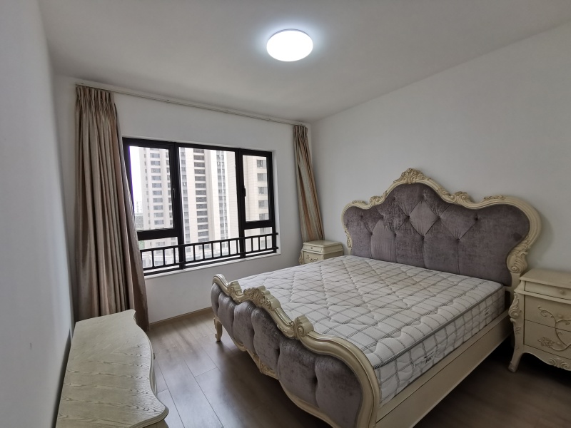 4室2廳1陽臺 紅星天鉑臥室