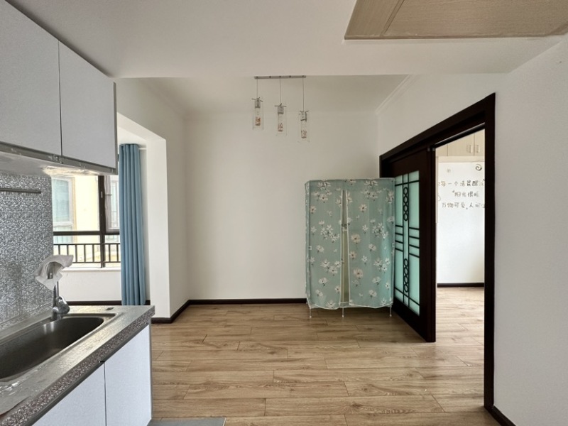 2室2廳1陽臺(tái) 金域緹香餐廳