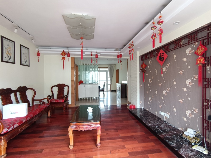 3室2廳2陽臺 百大國際花園戶型圖