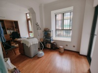 4室2廳 城市山別墅書房