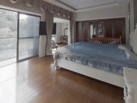 6室2廳2陽(yáng)臺(tái) 云南映象花好月圓一期別墅臥室