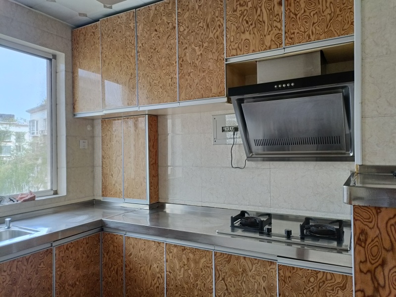 3室2廳2陽臺 百大國際花園廚房