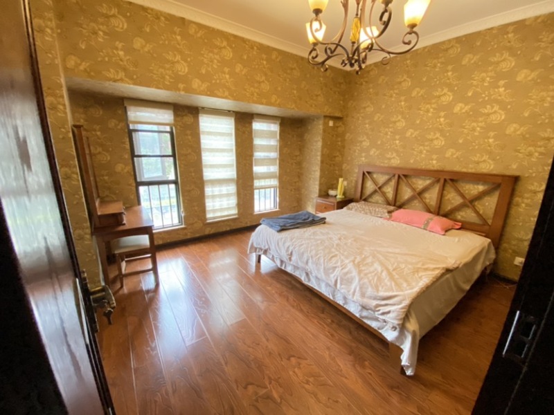 5室2廳2陽臺 銀海白沙郡別墅臥室