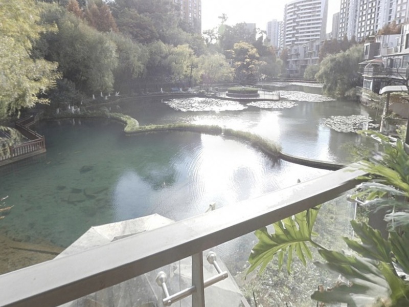 6室2廳2陽(yáng)臺(tái) 云南映象花好月圓一期別墅陽(yáng)臺(tái)