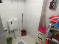 3室2廳 匯都國(guó)際二期衛(wèi)生間