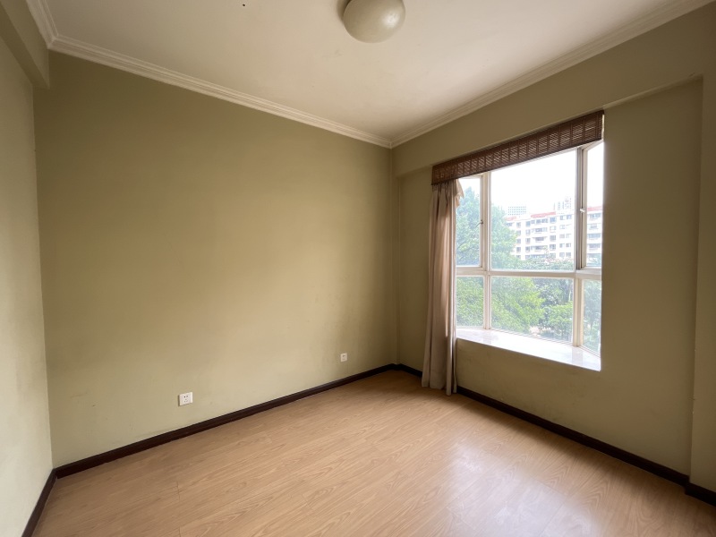 4室2廳2陽臺 江東花城臥室