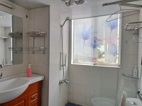 3室2廳2陽臺 百大國際花園衛(wèi)生間