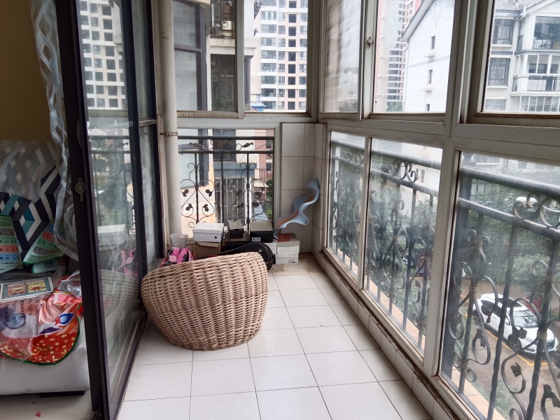 3室2廳2陽臺 西秀園陽臺