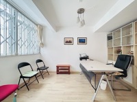 4室2廳3陽臺 滇池衛(wèi)城微風(fēng)島別墅客廳