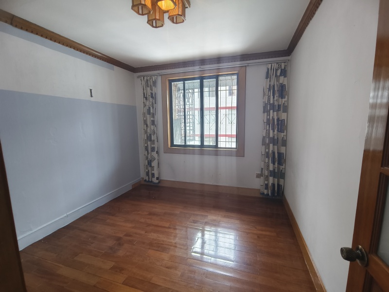 3室2廳 萬裕花園臥室