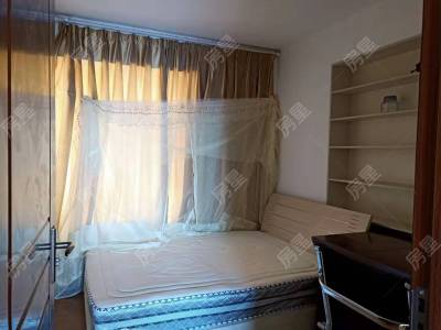 4室2廳2陽臺 玫瑰灣小區(qū)