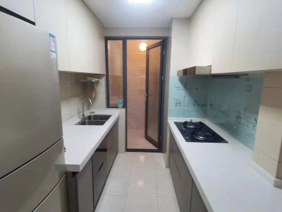 3室2廳2陽(yáng)臺(tái) 山海灣