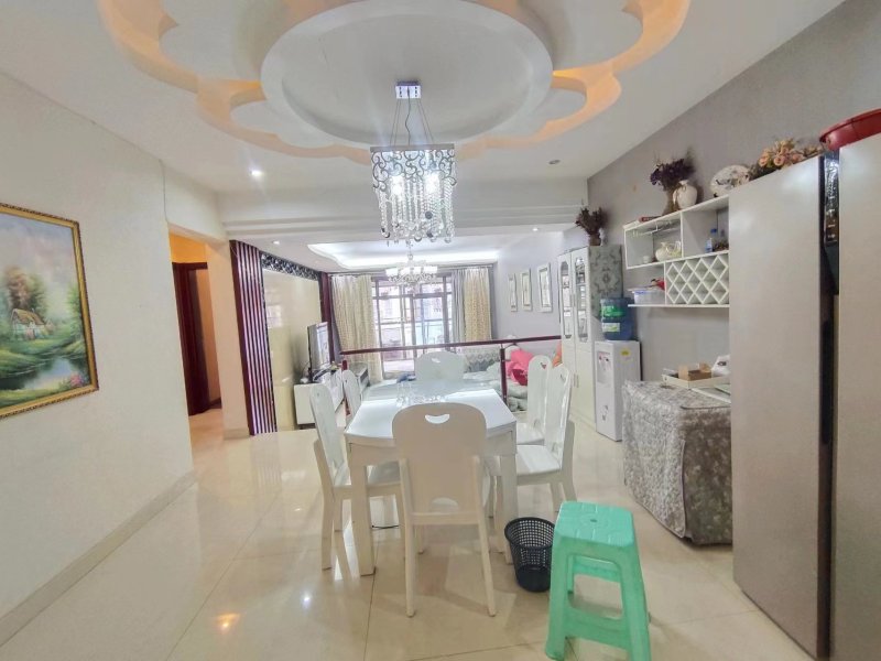 3室2廳1陽(yáng)臺(tái) 和諧世紀(jì)客廳