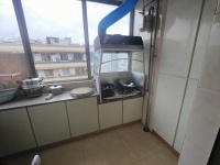 4室2廳1陽(yáng)臺(tái) 云大東二院家屬區(qū)客廳