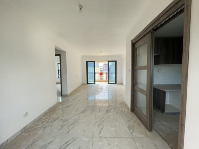 4室2廳2陽臺 碧桂園半山龍庭