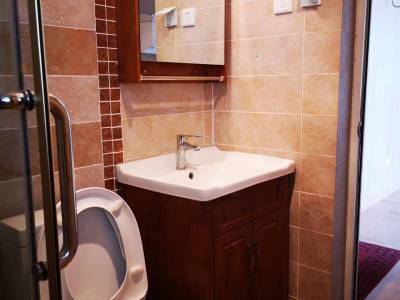 2室2廳1陽臺(tái) 獨(dú)立時(shí)代公寓