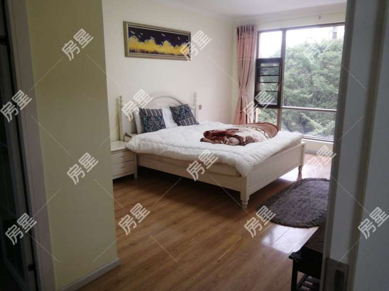 5室2廳2陽臺 同德錦江嘉園臥室