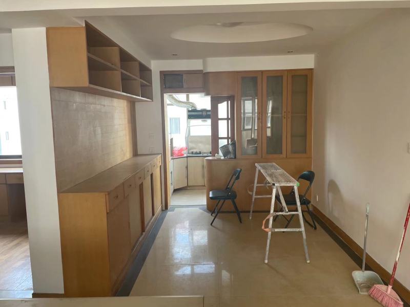 3室2廳2陽(yáng)臺(tái) 金安小區(qū)餐廳