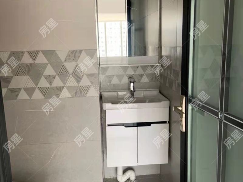 3室2廳1陽臺(tái) 集大廣場(chǎng)其他