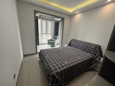 4室2廳1陽(yáng)臺(tái) 萬彩城三期