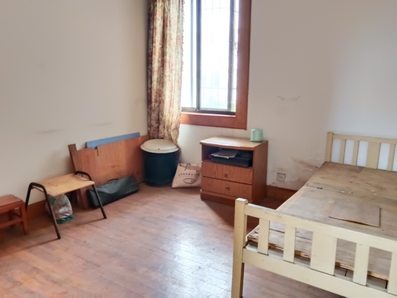 3室2廳2陽臺 紅塔花園書房