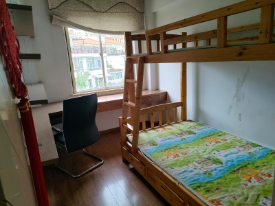 3室2廳2陽臺 玫瑰灣小區(qū)