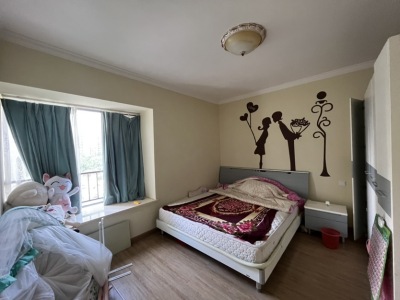 3室2廳1陽臺(tái) 金坤尚城學(xué)府里